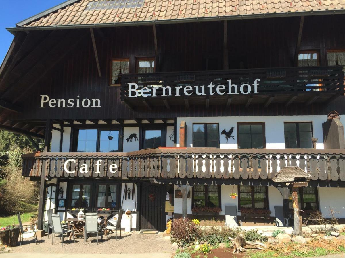 Cafe - Pension Bernreutehof Vöhrenbach Exteriör bild