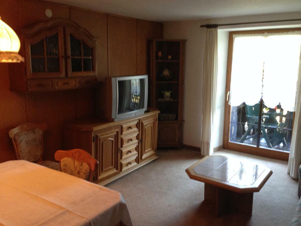 Cafe - Pension Bernreutehof Vöhrenbach Exteriör bild
