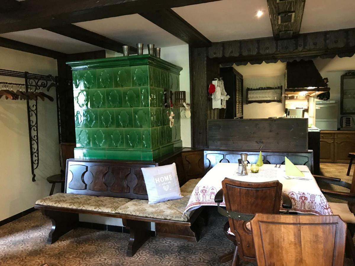Cafe - Pension Bernreutehof Vöhrenbach Exteriör bild